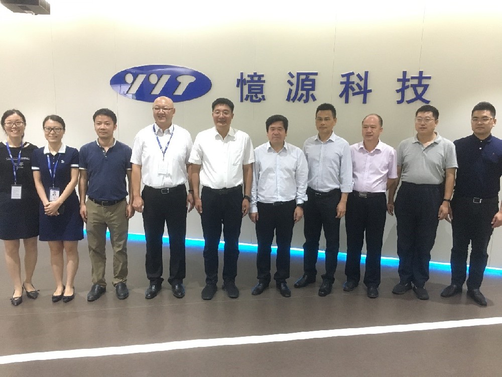 中興通訊董事長李自學(xué)、中國移動江西公司董事長凌浩一行蒞臨憶源科技參觀考察